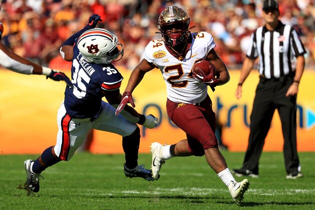 TAMPA, FLORIDA - JANUARY 01: Mohamed Ibrahim #24 of the Minnesota Golden Gophers rushes during the 2020 Outback Bowl against the Auburn Tigers at Raymond James Stadium on January 01, 2020 in Tampa, Florida. (Photo by Mike Ehrmann/Getty Images)