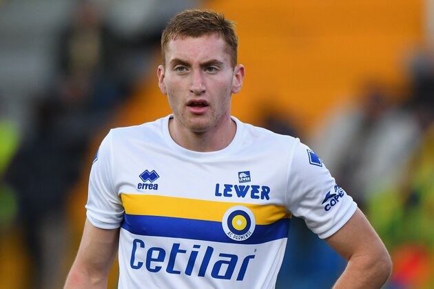PARMA, ITALY - DECEMBER 22: Dejan Kulusevski of Parma Calcio looks on during the Serie A match between Parma Calcio and Brescia Calcio at Stadio Ennio Tardini on December 22, 2019 in Parma, Italy.  (Photo by Alessandro Sabattini/Getty Images)