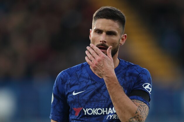 LONDON, ENGLAND - NOVEMBER 30: Olivier Giroud of Chelsea during the Premier League match between Chelsea FC and West Ham United at Stamford Bridge on November 30, 2019 in London, United Kingdom. (Photo by James Williamson - AMA/Getty Images)