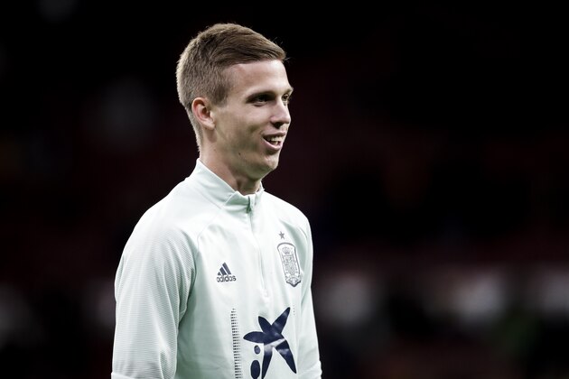 , SPAIN - NOVEMBER 18: Dani Olmo of Spain during the  EURO Qualifier match between Spain  v Romania  at the Wanda Metropolitano stadium on November 18, 2019 (Photo by David S. Bustamante/Soccrates/Getty Images)