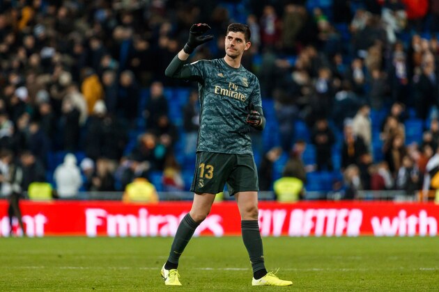 MADRID, SPAIN - DECEMBER 22: (BILD ZEITUNG OUT) Thibaut Courtois of Real Madrid CF gestures after the Liga match between Real Madrid CF and Athletic Club Bilbao at Estadio Santiago Bernabeu on December 22, 2019 in Madrid, Spain. (Photo by TF-Images/Getty Images)