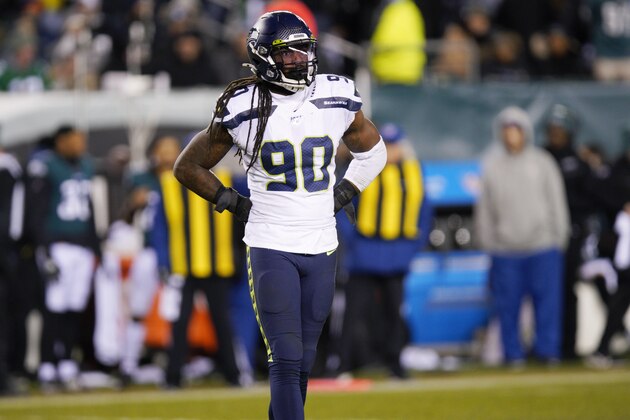 Seattle Seahawks' Jadeveon Clowney plays during the first half of an NFL wild-card playoff football game against the Philadelphia Eagles, Sunday, Jan. 5, 2020, in Philadelphia. (AP Photo/Chris Szagola)