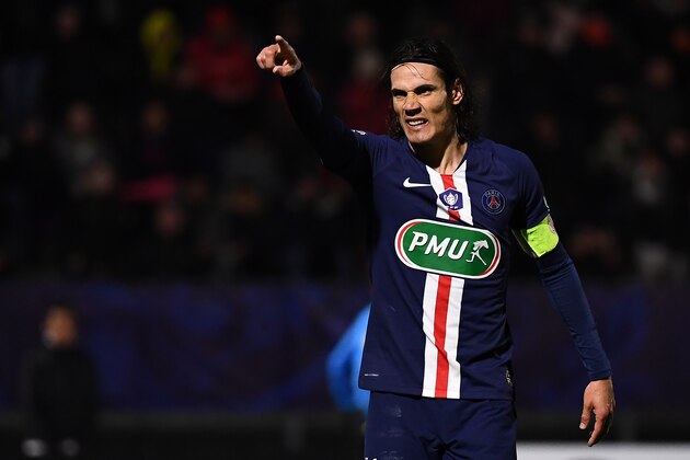 Paris Saint-Germain's Uruguayan forward Edinson Cavani celebrates after scoring a goal during the French Cup football match between Linas-Montlhery and Paris Saint-Germain on January 5, 2020 at the Stade Bobin in Bondoufle, south of Paris. (Photo by Anne-Christine POUJOULAT / AFP) (Photo by ANNE-CHRISTINE POUJOULAT/AFP via Getty Images)