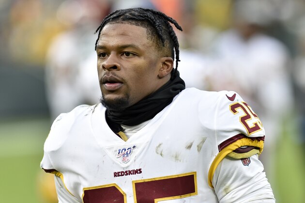 GREEN BAY, WISCONSIN - DECEMBER 08: Chris Thompson #25 of the Washington Redskins leaves the field after the game against the Green Bay Packers at Lambeau Field on December 08, 2019 in Green Bay, Wisconsin. (Photo by Quinn Harris/Getty Images)