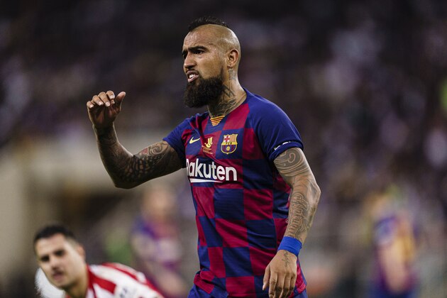 JEDDAH, SAUDI ARABIA - JANUARY 09: Aleix Vidal of FC Barcelona gestures during the Supercopa de Espana Semi-Final match between FC Barcelona and Club Atletico de Madrid at King Abdullah Sports City on January 9, 2020 in Jeddah, Saudi Arabia. (Photo by Ricardo Nogueira/Eurasia Sport Images/Getty Images)