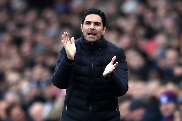 LONDON, ENGLAND - JANUARY 11: Mikel Arteta, Manager of Arsenal reacts during the Premier League match between Crystal Palace and Arsenal FC at Selhurst Park on January 11, 2020 in London, United Kingdom. (Photo by Alex Pantling/Getty Images)