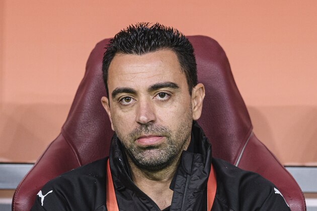 DOHA, QATAR - DECEMBER 17: Al-Sadd Head Coach Xavier Hernandez during the FIFA Club World Cup 5th place match between Al-Sadd Sports Club and Esperance Sportive de Tunis at Khalifa International Stadium on December 17, 2019 in Doha, Qatar. (Photo by Marcio Machado/Eurasia Sport Images/Getty Images)