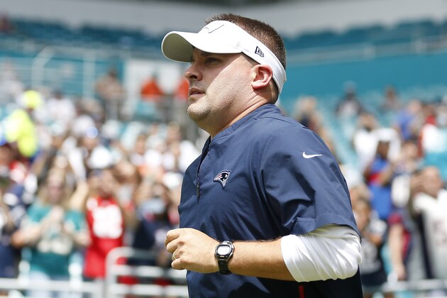MIAMI, FLORIDA - SEPTEMBER 15:  Offensive coordinator Josh McDaniels of the New England Patriots takes the field prior to the game between the Miami Dolphins and the New England Patriots at Hard Rock Stadium on September 15, 2019 in Miami, Florida. (Photo by Michael Reaves/Getty Images)