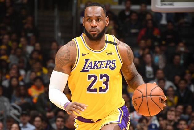LOS ANGELES, CA - JANUARY 13: LeBron James #23 of the Los Angeles Lakers handles the ball against the Cleveland Cavaliers on January 13, 2020 at STAPLES Center in Los Angeles, California. NOTE TO USER: User expressly acknowledges and agrees that, by downloading and/or using this Photograph, user is consenting to the terms and conditions of the Getty Images License Agreement. Mandatory Copyright Notice: Copyright 2020 NBAE (Photo by Andrew D. Bernstein/NBAE via Getty Images)