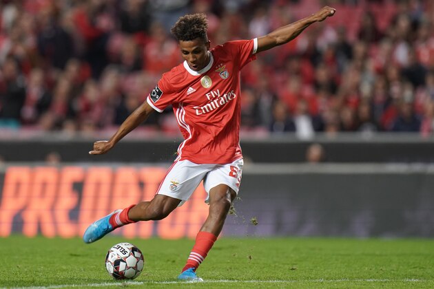 LISBON, PORTUGAL - NOVEMBER 2:  Gedson Fernandes of SL Benfica in action during the Liga NOS match between SL Benfica and Rio Ave FC at Estadio da Luz on November 2, 2019 in Lisbon, Portugal.  (Photo by Gualter Fatia/Getty Images)