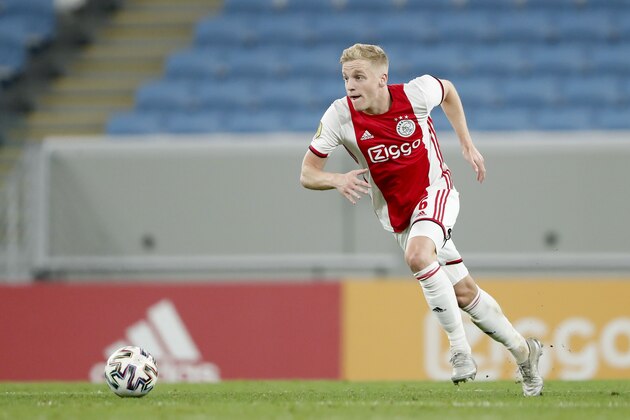 Donny van de Beek of Ajax during a international friendly match between Ajax Amsterdam and Club Brugge at Al Janoub Stadium on January 11, 2020 in Doha, Qatar(Photo by ANP Sport via Getty Images)