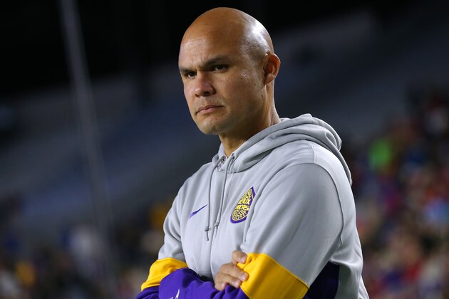 OXFORD, MISSISSIPPI - NOVEMBER 16: Defensive  coordinator Dave Aranda of the LSU Tigers reacts during a game against the Mississippi Rebels at Vaught-Hemingway Stadium on November 16, 2019 in Oxford, Mississippi. (Photo by Jonathan Bachman/Getty Images)