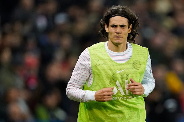 PARIS, FRANCE - JANUARY 12: Edinson Cavani of Paris Saint Germain during the French League 1 match between Paris Saint Germain v AS Monaco at the Parc des Princes on January 12, 2020 in Paris France (Photo by Jeroen Meuwsen/Soccrates/Getty Images) PARIS, FRANCE - JANUARY 12: Edinson Cavani of Paris Saint Germain during the French League 1 match between Paris Saint Germain v AS Monaco at the Parc des Princes on January 12, 2020 in Paris France (Photo by Jeroen Meuwsen/Soccrates/Getty Images)