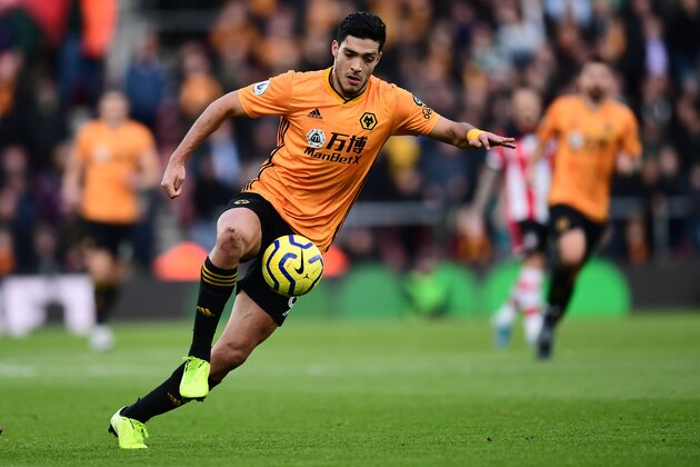 SOUTHAMPTON, ENGLAND - JANUARY 18: Raul Jimenez of Wolverhampton Wanderers in action during the Premier League match between Southampton FC and Wolverhampton Wanderers at St Mary's Stadium on January 18, 2020 in Southampton, United Kingdom. (Photo by Alex Broadway/Getty Images)