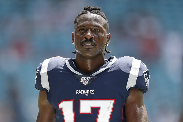 MIAMI, FLORIDA - SEPTEMBER 15:  Antonio Brown #17 of the New England Patriots looks on prior to the game between the Miami Dolphins and the New England Patriots at Hard Rock Stadium on September 15, 2019 in Miami, Florida. (Photo by Michael Reaves/Getty Images)