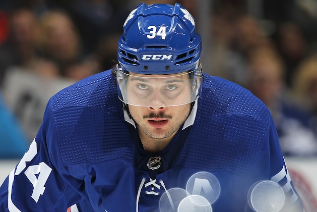 TORONTO, ON - JANUARY 16:  Auston Matthews #34 of the Toronto Maple Leafs waits for play to resume against the Calgary Flames during an NHL game at Scotiabank Arena on January 16, 2020 in Toronto, Ontario, Canada. The Flames defeated the Maple Leafs 2-1 in a shoot-out. (Photo by Claus Andersen/Getty Images)