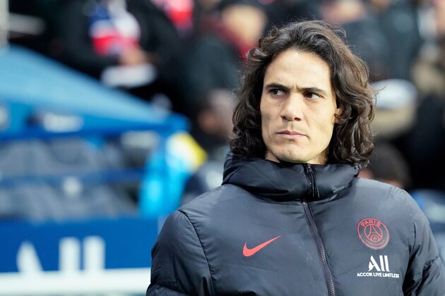 PARIS, FRANCE - JANUARY 12: Edinson Cavani of Paris Saint Germain during the French League 1 match between Paris Saint Germain v AS Monaco at the Parc des Princes on January 12, 2020 in Paris France (Photo by Jeroen Meuwsen/Soccrates/Getty Images) PARIS, FRANCE - JANUARY 12: Edinson Cavani of Paris Saint Germain during the French League 1 match between Paris Saint Germain v AS Monaco at the Parc des Princes on January 12, 2020 in Paris France (Photo by Jeroen Meuwsen/Soccrates/Getty Images)