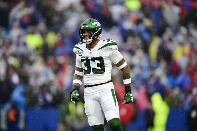 New York Jets strong safety Jamal Adams (33) during the first half of an NFL football game against the Buffalo Bills Sunday, Dec. 29, 2019, in Orchard Park, N.Y. (AP Photo/David Dermer)