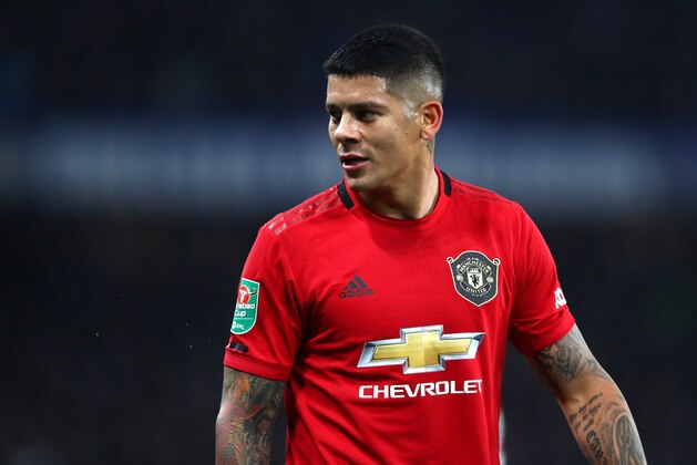 LONDON, ENGLAND - OCTOBER 30:  Marcos Rojo of Manchester United during the Carabao Cup Round of 16 match between Chelsea FC and Manchester United at Stamford Bridge on October 30, 2019 in London, England. (Photo by Chloe Knott - Danehouse/Getty Images)
