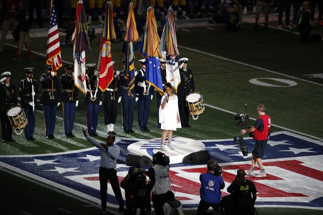 ATLANTA, GEORGIA - FEBRUARY 03: Gladys Knight sings the national anthem prior to Super Bowl LIII at Mercedes-Benz Stadium on February 03, 2019 in Atlanta, Georgia. (Photo by Michael Zagaris/Getty Images)