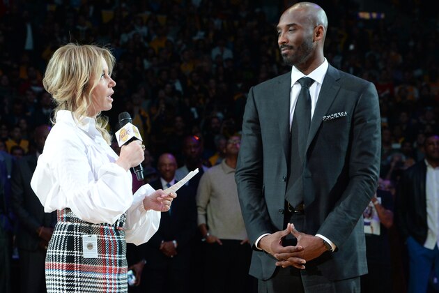 LOS ANGELES, CA - DECEMBER 18: Jeanie Buss addresses the crowd during Kobe Bryant's jersey retirement ceremony on December 18, 2017 at STAPLES Center in Los Angeles, California. NOTE TO USER: User expressly acknowledges and agrees that, by downloading and/or using this Photograph, user is consenting to the terms and conditions of the Getty Images License Agreement. Mandatory Copyright Notice: Copyright 2017 NBAE (Photo by Andrew D. Bernstein/NBAE via Getty Images)