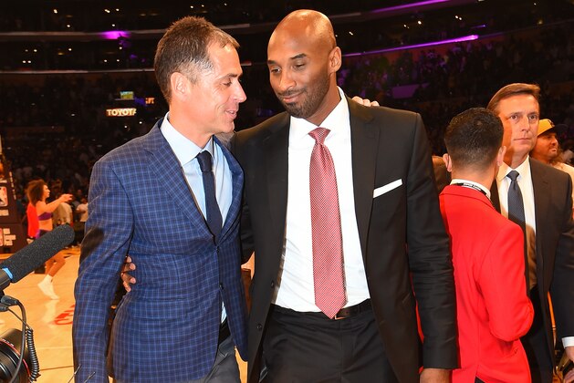 LOS ANGELES, CA - OCTOBER 25:  Rob Pelinka and Kobe Bryant talks during the game between the Denver Nuggets and Los Angeles Lakers on October 25, 2018 at STAPLES Center in Los Angeles, California. NOTE TO USER: User expressly acknowledges and agrees that, by downloading and/or using this Photograph, user is consenting to the terms and conditions of the Getty Images License Agreement. Mandatory Copyright Notice: Copyright 2018 NBAE (Photo by Andrew D. Bernstein/NBAE via Getty Images)
