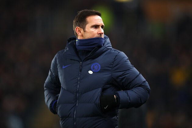 HULL, ENGLAND - JANUARY 25: Frank Lampard the head coach / manager of Chelsea during the Emirates FA Cup Fourth Round match between Hull City and Chelsea at KCOM Stadium on January 25, 2020 in Hull, England. (Photo by Robbie Jay Barratt - AMA/Getty Images)
