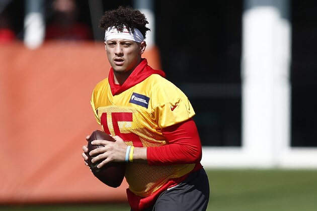 Kansas City Chiefs quarterback Patrick Mahomes (15) runs drills during practice on Wednesday, Jan. 29, 2020, in Davie, Fla., for the NFL Super Bowl 54 football game. (AP Photo/Brynn Anderson) Kansas City Chiefs quarterback Patrick Mahomes (15) runs drills during practice on Wednesday, Jan. 29, 2020, in Davie, Fla., for the NFL Super Bowl 54 football game. (AP Photo/Brynn Anderson)
