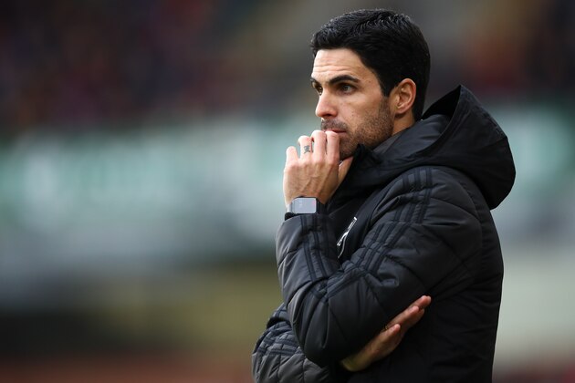 BURNLEY, ENGLAND - FEBRUARY 02: Mikel Arteta the head coach / manager of Arsenal looks on during the Premier League match between Burnley FC and Arsenal FC at Turf Moor on February 2, 2020 in Burnley, United Kingdom. (Photo by Robbie Jay Barratt - AMA/Getty Images)
