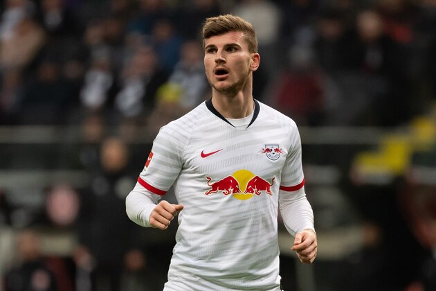FRANKFURT AM MAIN, GERMANY - JANUARY 25: (BILD ZEITUNG OUT) Timo Werner of RB Leipzig looks on during the Bundesliga match between Eintracht Frankfurt and RB Leipzig at Commerzbank-Arena on January 25, 2020 in Frankfurt am Main, Germany. (Photo by TF-Images/Getty Images)