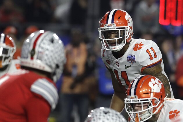 Clemson linebacker Isaiah Simmons (11) during the first half of the Fiesta Bowl NCAA college football game against Ohio State, Saturday, Dec. 28, 2019, in Glendale, Ariz. (AP Photo/Rick Scuteri).