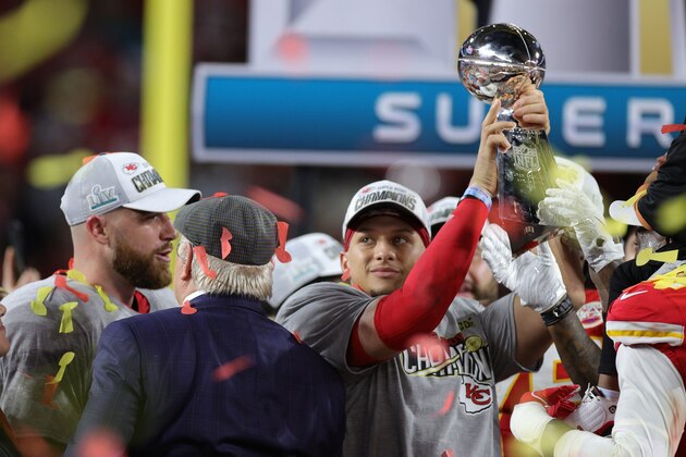 MIAMI, FLORIDA - FEBRUARY 02: Patrick Mahomes #15 of the Kansas City Chiefs celebrates after defeating San Francisco 49ers by 31 - 20 in Super Bowl LIV at Hard Rock Stadium on February 02, 2020 in Miami, Florida. (Photo by Rob Carr/Getty Images)