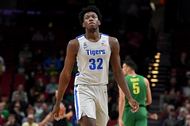 PORTLAND, OREGON - NOVEMBER 12: James Wiseman #32 of the Memphis Tigers walks up court during the first half of the game against the Oregon Ducks between the Oregon Ducks and Memphis Grizzlies at Moda Center on November 12, 2019 in Portland, Oregon. (Photo by Steve Dykes/Getty Images)