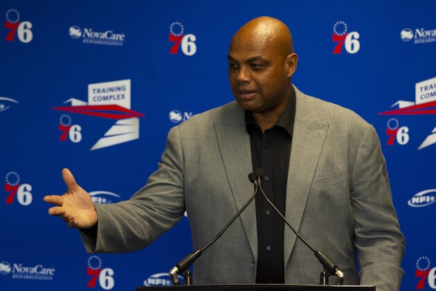 CAMDEN, NJ - SEPTEMBER 13: Charles Barkley speaks at the podium prior to his sculpture being unveiled at the Philadelphia 76ers training facility on September 13, 2019 in Camden, New Jersey. (Photo by Mitchell Leff/Getty Images)