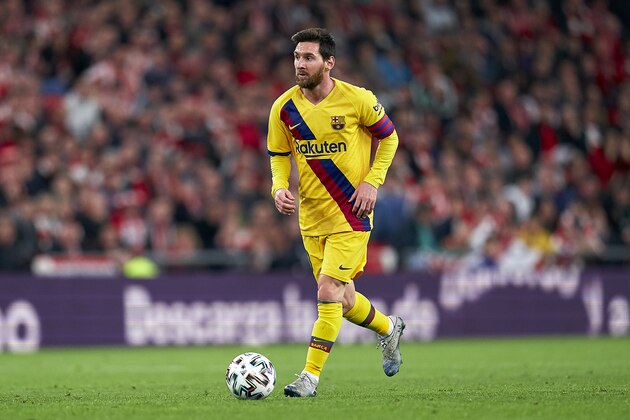 BILBAO, SPAIN - FEBRUARY 06: Lionel Messi of FC Barcelona with the ball during the Copa del Rey Quarter Final match between Athletic Bilbao and FC Barcelona at Estadio de San Mames on February 06, 2020 in Bilbao, Spain. (Photo by Quality Sport Images/Getty Images)