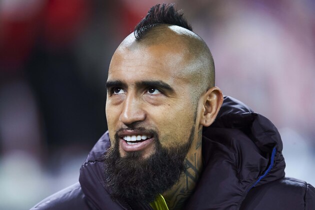 BILBAO, SPAIN - FEBRUARY 06: Arturo Vidal of FC Barcelona looks on during the Copa del Rey quarter final match between Athletic Bilbao and FC Barcelona at Estadio de San Mames on February 06, 2020 in Bilbao, Spain. (Photo by Juan Manuel Serrano Arce/Getty Images)