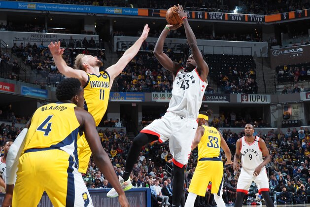 INDIANAPOLIS, IN - FEBRUARY 7:  Pascal Siakam #43 of the Toronto Raptors shoots the ball against the Indiana Pacers on FEBRUARY 7, 2020 at Bankers Life Fieldhouse in Indianapolis, Indiana. NOTE TO USER: User expressly acknowledges and agrees that, by downloading and or using this Photograph, user is consenting to the terms and conditions of the Getty Images License Agreement. Mandatory Copyright Notice: Copyright 2020 NBAE (Photo by Ron Hoskins/NBAE via Getty Images)