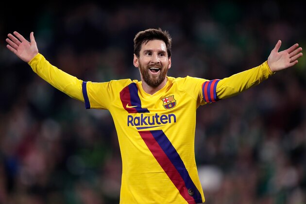 SEVILLA, SPAIN - FEBRUARY 9: Lionel Messi of FC Barcelona  during the La Liga Santander  match between Real Betis Sevilla v FC Barcelona at the Estadio Benito Villamarin on February 9, 2020 in Sevilla Spain (Photo by Eric Verhoeven/Soccrates/Getty Images)