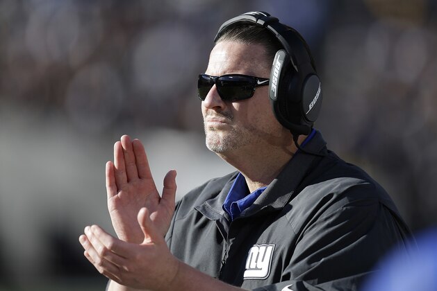 New York Giants head coach Ben McAdoo during the first half of an NFL football game against the Oakland Raiders in Oakland, Calif., Sunday, Dec. 3, 2017. (AP Photo/Ben Margot)