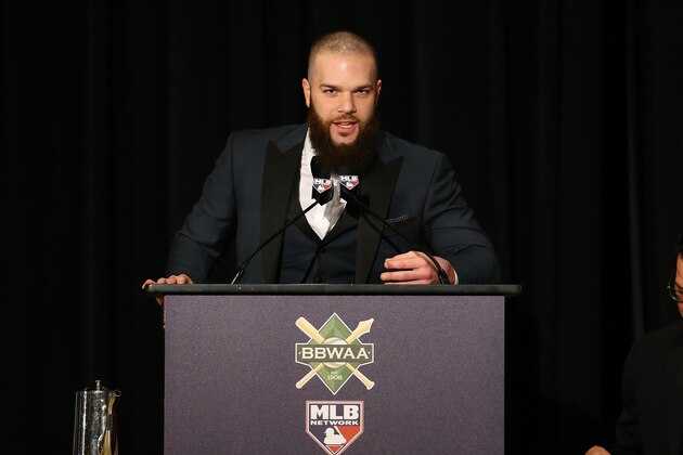 NEW YORK, NEW YORK - JANUARY 25: Dallas Keuchel of the Chicago White Sox speaks before presenting Justin Verlander of the Houston Astros with the 2109 American League Cy Young Award during the 97th annual New York Baseball Writers' Dinner on January 25, 2020 Sheraton New York in New York City. (Photo by Mike Stobe/Getty Images)