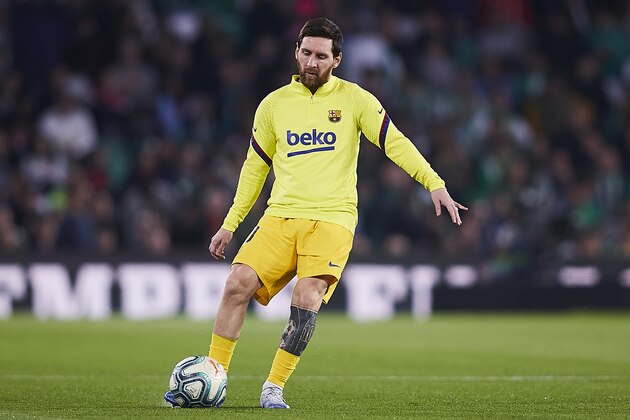 SEVILLE, SPAIN - FEBRUARY 09: Lionel Messi of FC Barcelona in action prior to the Liga match between Real Betis Balompie and FC Barcelona at Estadio Benito Villamarin on February 09, 2020 in Seville, Spain. (Photo by Fran Santiago/Quality Sport Images/Getty Images)