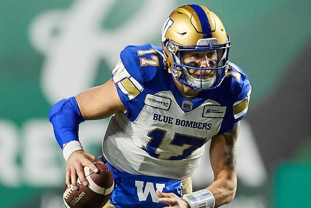 REGINA, SK - OCTOBER 05: Chris Streveler #17 of the Winnipeg Blue Bombers runs with the ball in the game between the Winnipeg Blue Bombers and Saskatchewan Roughriders at Mosaic Stadium on October 5, 2019 in Regina, Canada. (Photo by Brent Just/Getty Images)