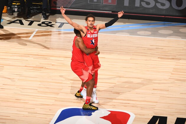 CHICAGO, IL - FEBRUARY 16: Trae Young #24 of Team Giannis hits the half court shot during the 69th NBA All-Star Game on February 16, 2020 at the United Center in Chicago, Illinois. NOTE TO USER: User expressly acknowledges and agrees that, by downloading and or using this photograph, User is consenting to the terms and conditions of the Getty Images License Agreement. Mandatory Copyright Notice: Copyright 2020 NBAE (Photo by Garrett Ellwood/NBAE via Getty Images)