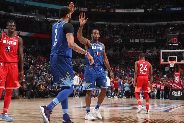 CHICAGO, IL - FEBRUARY 16: Anthony Davis #2 of Team LeBron high-fives Kawhi Leonard #2 of Team LeBron during the 69th NBA All-Star Game on February 16, 2020 at the United Center in Chicago, Illinois. NOTE TO USER: User expressly acknowledges and agrees that, by downloading and or using this photograph, User is consenting to the terms and conditions of the Getty Images License Agreement. Mandatory Copyright Notice: Copyright 2020 NBAE (Photo by Nathaniel S. Butler/NBAE via Getty Images)