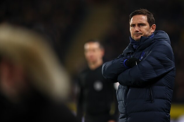 HULL, ENGLAND - JANUARY 25: Frank Lampard the head coach / manager of Chelsea during the Emirates FA Cup Fourth Round match between Hull City and Chelsea at KCOM Stadium on January 25, 2020 in Hull, England. (Photo by Robbie Jay Barratt - AMA/Getty Images)
