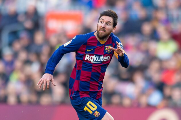 BARCELONA, SPAIN - FEBRUARY 15: (BILD ZEITUNG OUT) Lionel Messi of FC Barcelona looks on during the Liga match between FC Barcelona and Getafe CF at Camp Nou on February 15, 2020 in Barcelona, Spain. (Photo by Alejandro/DeFodi Images via Getty Images) BARCELONA, SPAIN - FEBRUARY 15: (BILD ZEITUNG OUT) Lionel Messi of FC Barcelona looks on during the Liga match between FC Barcelona and Getafe CF at Camp Nou on February 15, 2020 in Barcelona, Spain. (Photo by Alejandro/DeFodi Images via Getty Images)