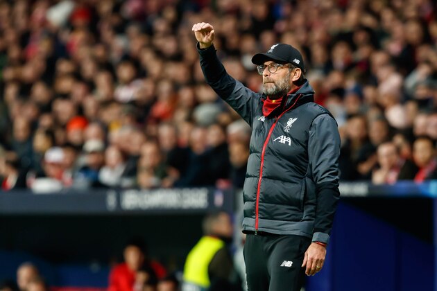 MADRID, SPAIN - FEBRUARY 18: (BILD ZEITUNG OUT) head coach Juergen Klopp of FC Liverpool gestures during the UEFA Champions League round of 16 first leg match between Atletico Madrid and Liverpool FC at Wanda Metropolitano on February 18, 2020 in Madrid, Spain. (Photo by Roland Krivec/DeFodi Images via Getty Images)