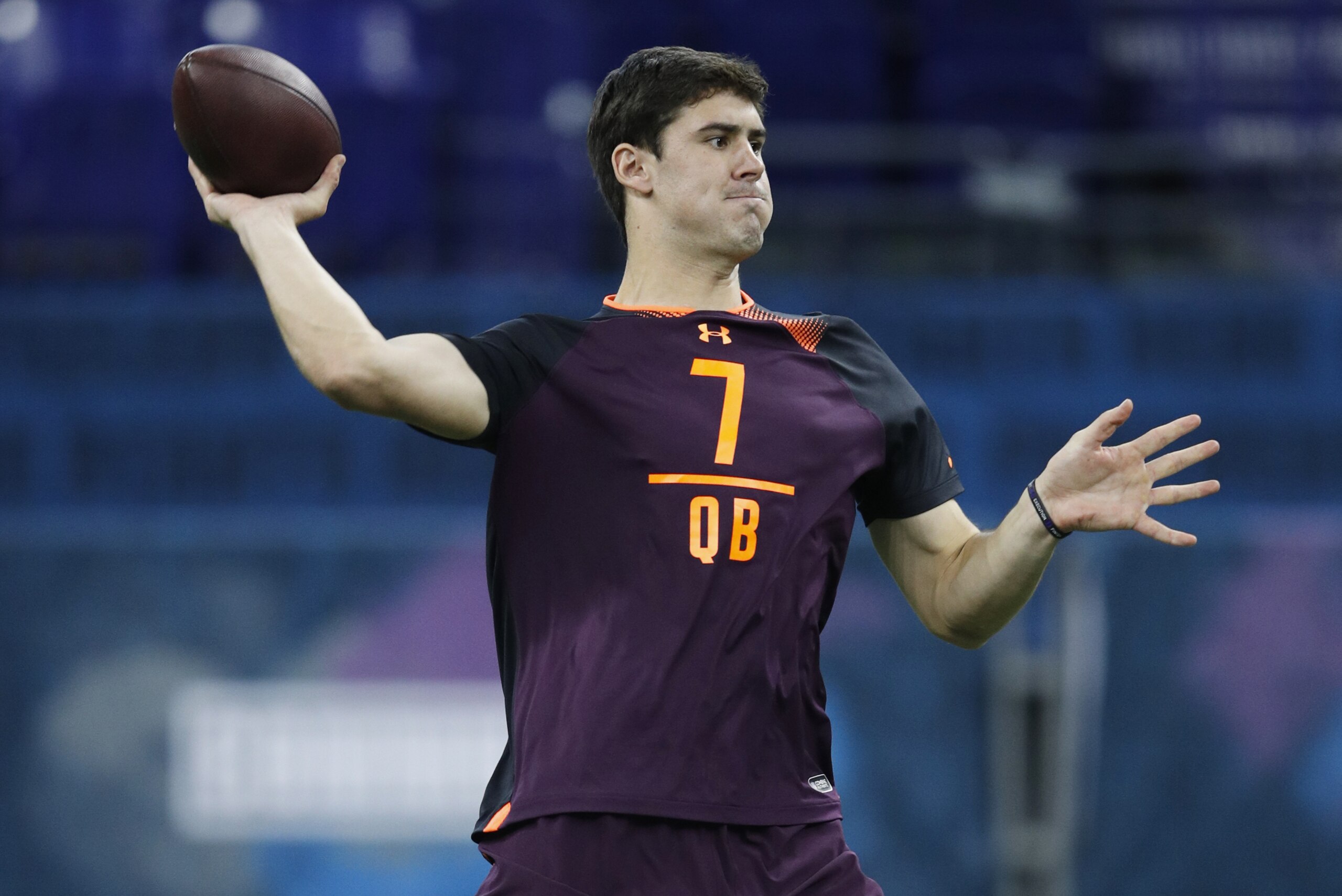 INDIANAPOLIS, IN - MARCH 02: Quarterback Daniel Jones of Duke passes the ball during day three of the NFL Combine at Lucas Oil Stadium on March 2, 2019 in Indianapolis, Indiana. (Photo by Joe Robbins/Getty Images)