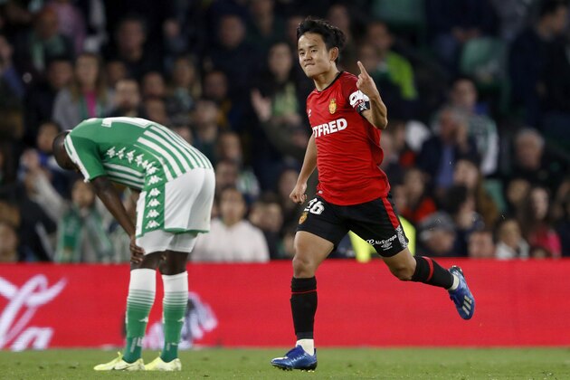 SEVILLA, SPAIN - FEBRUARY 21: Takefusa Kubo of Real Mallorca celebrates 3-3 during the La Liga Santander  match between Real Betis Sevilla v Real Mallorca at the Estadio Benito Villamarin on February 21, 2020 in Sevilla Spain (Photo by Eric Verhoeven/Soccrates/Getty Images)