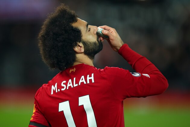 LIVERPOOL, ENGLAND - FEBRUARY 24: Mohamed Salah of Liverpool using some nasal spray during the Premier League match between Liverpool FC and West Ham United at Anfield on February 24, 2020 in Liverpool, United Kingdom. (Photo by Robbie Jay Barratt - AMA/Getty Images)